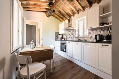 31 steps to Heaven - Heart of Lucca - 2 bath, 3 SmartTV, AC – Foto 11