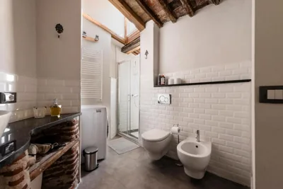 31 steps to Heaven - Heart of Lucca - 2 bath, 3 SmartTV, AC – Foto 13